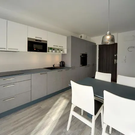 شقة Invest Szklarska 800 B6 شكلارسكا بوريبا