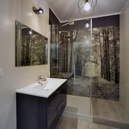 Invest Szklarska 800 B6 * شكلارسكا بوريبا